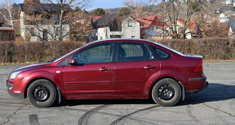 Ford Focus Ghia sedan, 1.6 LPG - 5