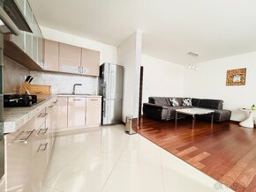 Exkluzívny priestranný zrekonštruovaný 3i apartmán, 87m2 - 5