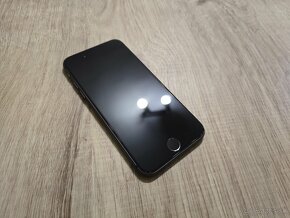 Iphone 8 64gb v top stave plnefunkcny bez poskodenia telefon - 5