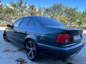 BMW 528i E39 - 5