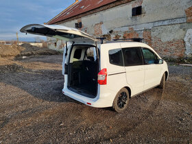 Ford Tourneo Courier - 5