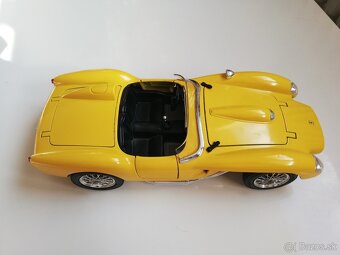 1:18 FERRARI 250 testarossa - 5