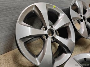 Alu disky 5x110 R18 Jeep Cherokee - original NEPOUŽITO - 5