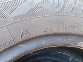 215/70 r15C  Hankook - 5