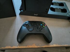 Predám Xbox  Series X + prislusenstvo - 5