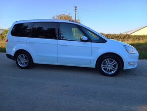 7miestny Ford Galaxy - 5