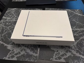 Macbook Air 13,6" M2 8GB RAM/512GB  SSD - 5