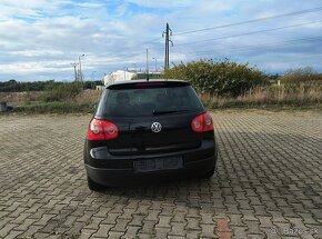 Vw golf 5 1.4 benzín 59kw United - 5