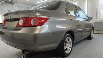 Honda City 1,4i - 5