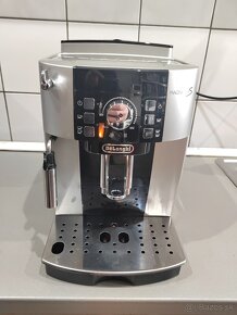 Delonghi magnifica S - 5