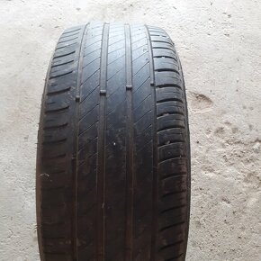 Kleber 225/50 R17 letne - 5