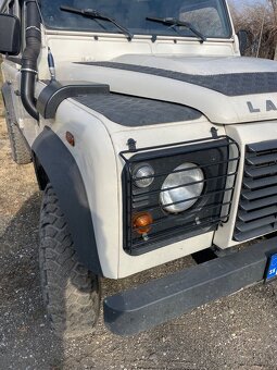 Land Rover Defender 110 2.4 - 5