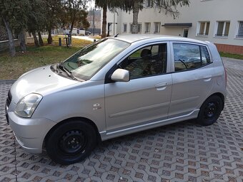 Kia Picanto 1.1 benzín 48kw rok 2004 - 5