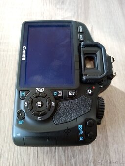 Canon EOS 550 D - 5