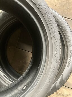 Letné pneu 2KS 235/50R19 viem aj prezuť - 5