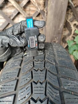 Zimne 215/55/R17 SAVA Eskimo HP2, 3ks - 5