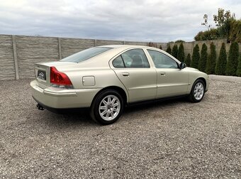 VOLVO S60 2.4 R5 MOMENTUM A/T - 5