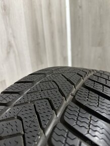 BMW X1 - F48, X2 - F39 - zimní orig. ALU 5x112 R18 - 5