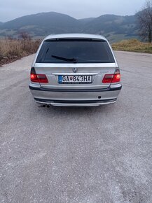 BMW E46 330d manuál - 5