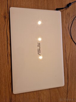 ASUS X550C - 5