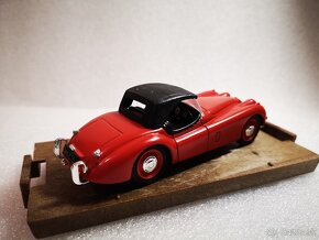 Predám Jaguar 3.5 Litri HP 160 1948 - Brumm 1:43 - 5