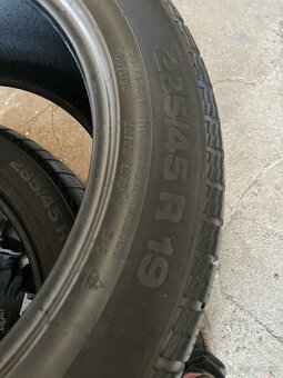 Zimné pneu 2 ks 285/45R19 viem aj prezuť - 5