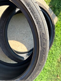 Kumho Ecsta 235/35R20 - 5