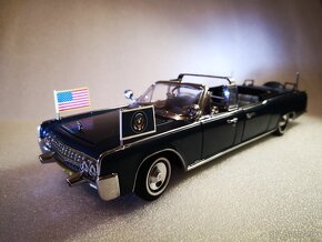 Predám kovový zberateľský model auta Lincoln X-100 Kennedy C - 5