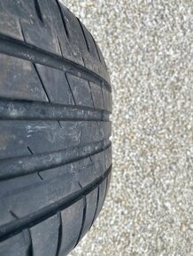 Pneu 215/55 r17 - 5