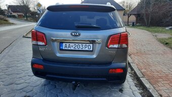 Kia Sorento 2.2 CRDi 4x4 - 7 miestne - automat - 5