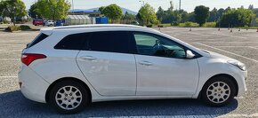 Hyundai I30 CW 1.6,88kw,benzín,Navigácia,kamera - 5