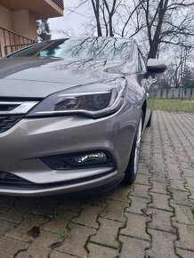 Opel Astra 1.6 81kw najvyššia výbava - 5