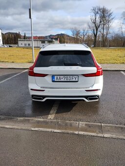 Volvo   V60 R-Desing D4 - 5