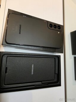 Samsung Galaxy S22+ 5G 256 GB, čierny - 5