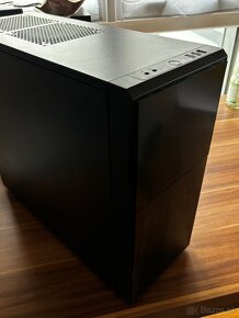 Herný PC/ i7/ GTX 1070 8GB/ 16GB RAM/ 31.5" Monitor - 5