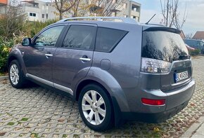 Mitsubishi Outlander 2.0 DID Intense+ (2008) 7 miestne - 5