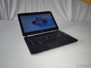 Dell. i5_4 x 3,2 GHz.14". 500 GB. RAM 8 GB. - 5