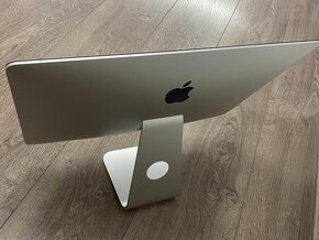 iMac 21,5-palcový 4K Retina displej - 5