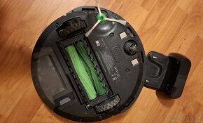 Predám robotický vysávač iRobot Roomba e5. - 5