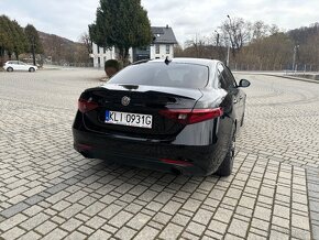 Alfa Romeo giulia 2.0T 280hp RWD 2019 41000km - 5