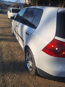 Golf 5 - 5