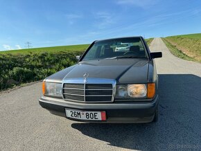 Mercedes Benz 190E 2.0 - 5