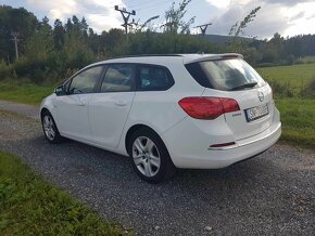 Opel Astra sports Tourer combi 1.7 - 5