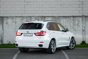 BMW X5 xDrive30d A/T M Sport Packet - 5