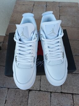 Air Jordan 4 Retro White/Mettalic Silver - 5