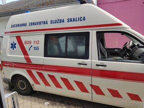 predam volkswagen T5 sanitka 4x4 vysoka - 5