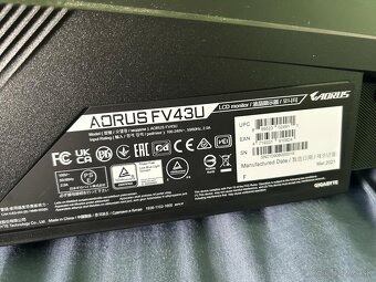 Gigabyte FV43U - 5