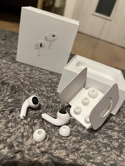 apple airpods 2 pro (lighting) - 5