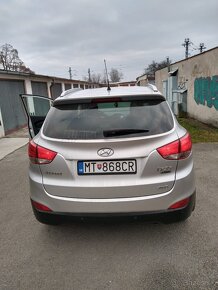 Hyundai ix35 2.0 CRDi VGT Style 4x4 A/T - 5