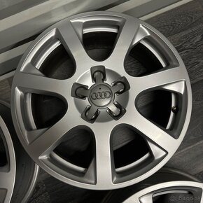 Alu AUDI Q5 5x112 17” 8R0601025E - 5